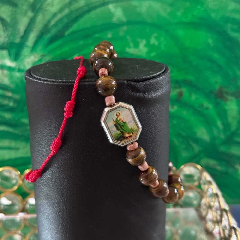 San Judas Bracelet with tiger eye  handmade come with 7 knot Red Lucky Bracelet